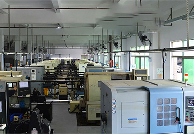 CNC數(shù)控車床走刀機(jī)加工車間 